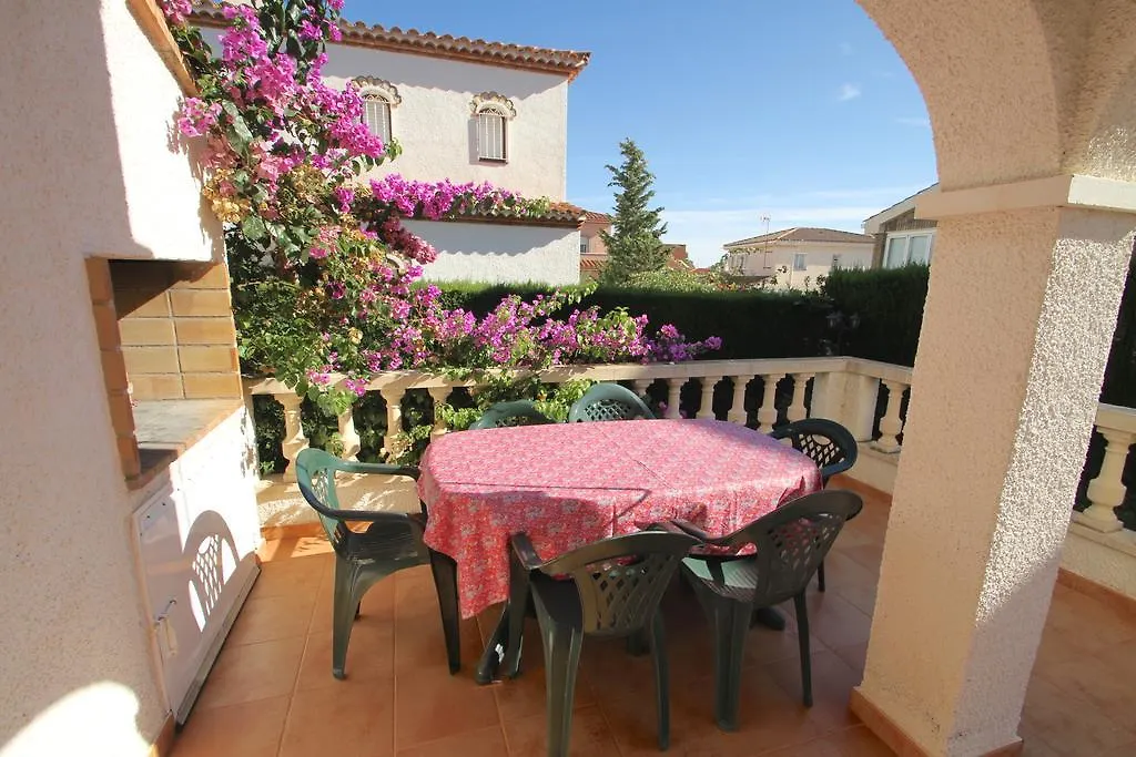 Arenda Pino Alto Holiday Home Masia 1 Miami Playa Spain