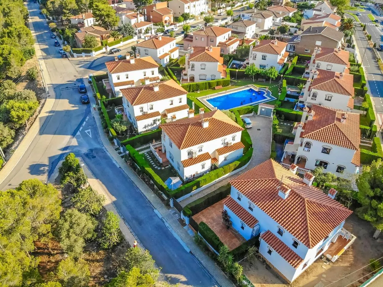 Arenda Pino Alto Holiday Home Masia 1 Miami Playa
